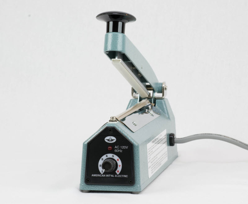 Front View of the AIE Hand Impulse Sealer