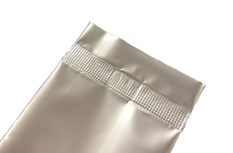 Meshed Seal on Bag